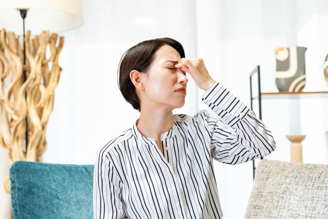 夕方に目が疲れる５０歳女性